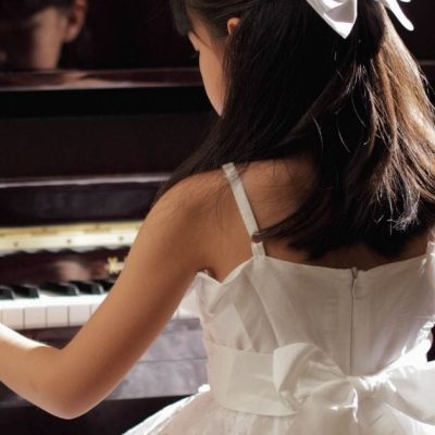Aula de Piano - Escola de Música Ritmo e Som - Banner