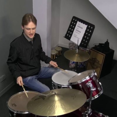 Técnicas de Bateria - Aplicação do Combinações de Paradiddle Simples - Flavio Cantador Coimbra - Minuto Ritmo e Som